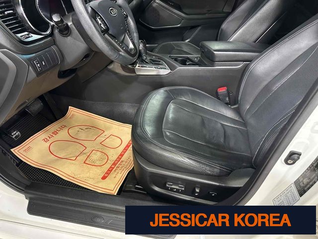 2011 Kia K5 - Thumbnail 4