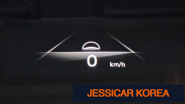 2021 Genesis GV70 - Thumbnail 9