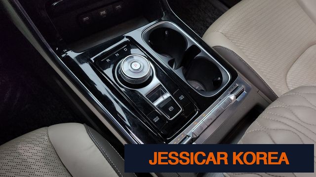 2021 Kia Carnival 4th Gen - Thumbnail 8