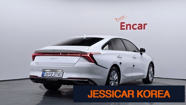 2023 Kia K8 - Thumbnail 7