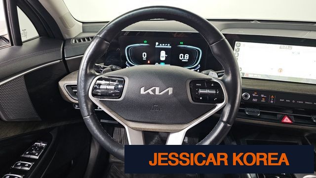 2023 Kia K8 - Thumbnail 12