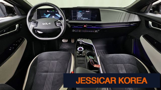 2022 Kia EV6 - Thumbnail 12