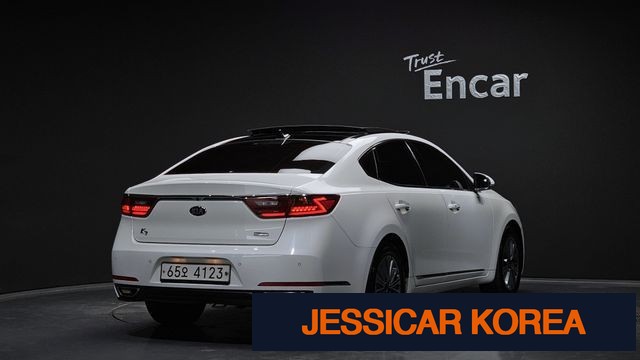 2019 Kia All New K7 Hybrid - Thumbnail 16