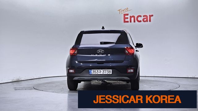 2022 Hyundai Venue - Thumbnail 18