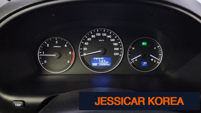 2017 Hyundai Grand Starex - Thumbnail 15