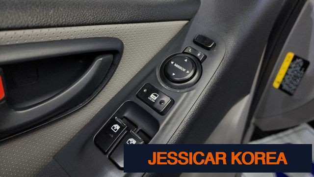 2017 Hyundai Grand Starex - Thumbnail 16
