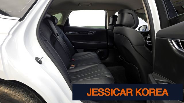 2022 Genesis G80 (RG3) - Thumbnail 9
