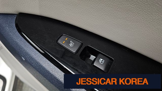 2022 Kia Sportage 5th generation hybrid - Thumbnail 4