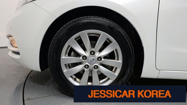 2015 Kia K3 - Thumbnail 8