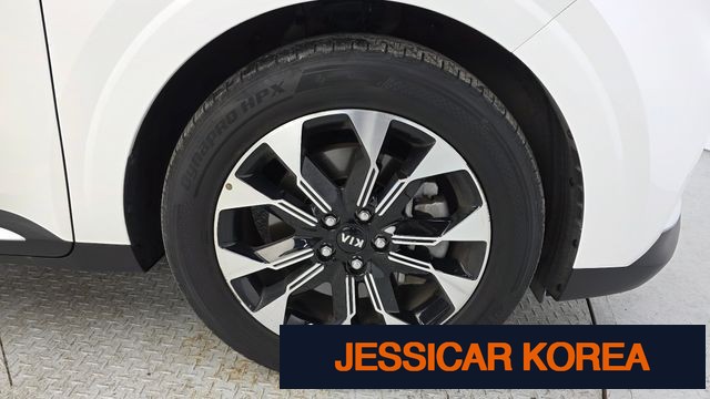 2021 Kia Carnival 4th Gen - Thumbnail 13