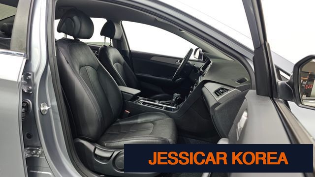 2015 Hyundai LF Sonata - Thumbnail 3