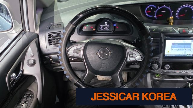 2016 KG Mobility Korando Turismo - Thumbnail 9