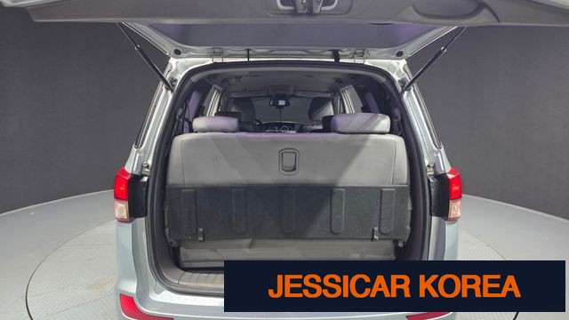 2016 KG Mobility Korando Turismo - Thumbnail 10