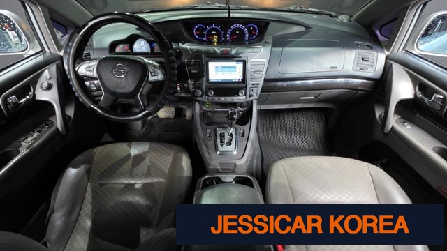 2016 KG Mobility Korando Turismo - Thumbnail 17