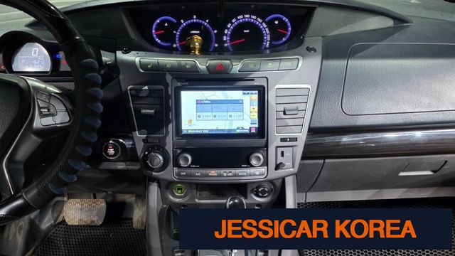 2016 KG Mobility Korando Turismo - Thumbnail 18
