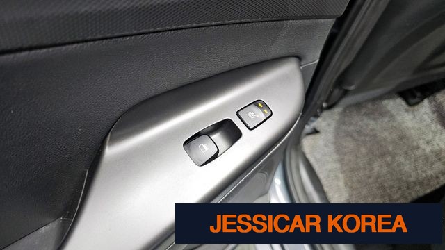 2021 Hyundai The New Kona Hybrid - Thumbnail 8