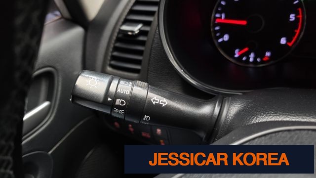 2014 Kia K3 - Thumbnail 2