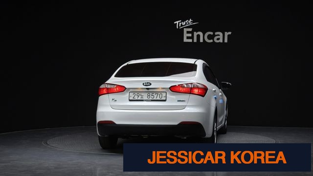 2014 Kia K3 - Thumbnail 6