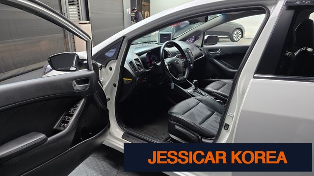 2014 Kia K3 - Thumbnail 7