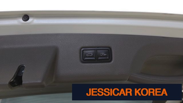 2023 Kia Carnival 4th Gen - Thumbnail 11