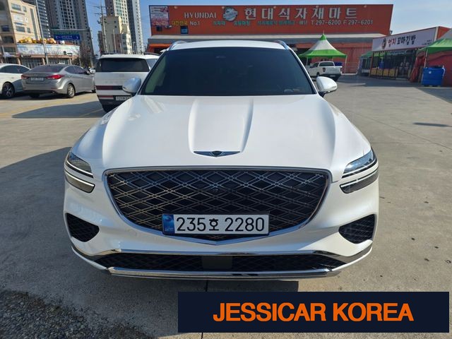 2025 Genesis GV70 - Thumbnail 5