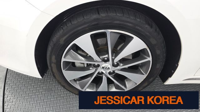 2016 Kia K5 2nd generation - Thumbnail 7