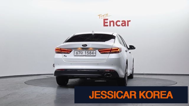 2016 Kia K5 2nd generation - Thumbnail 15