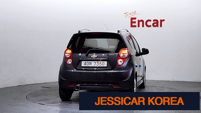 2014 Chevrolet Spark - Thumbnail 11