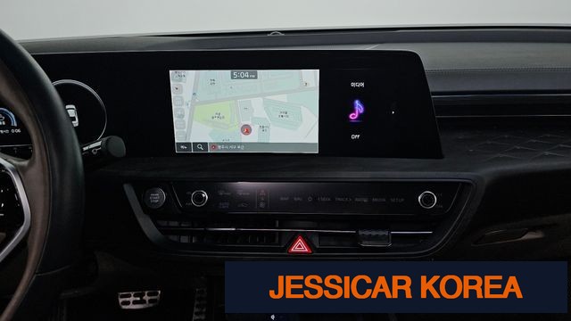 2023 Kia K8 - Thumbnail 18