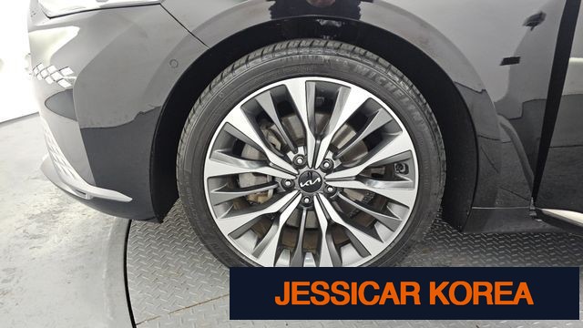 2023 Kia K8 - Thumbnail 19