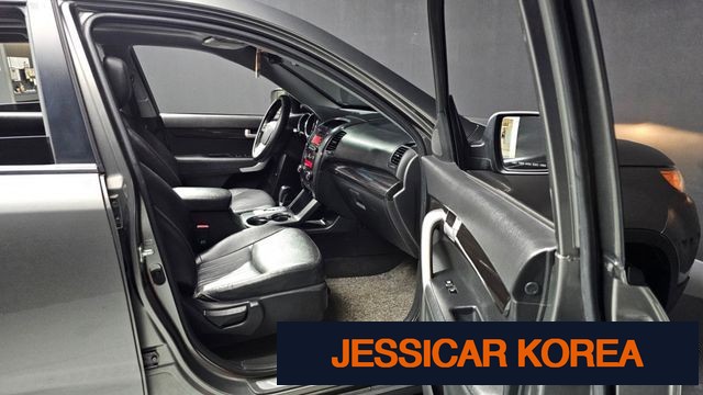 2011 Kia Sorento R - Thumbnail 7