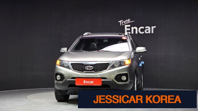 2011 Kia Sorento R - Thumbnail 9