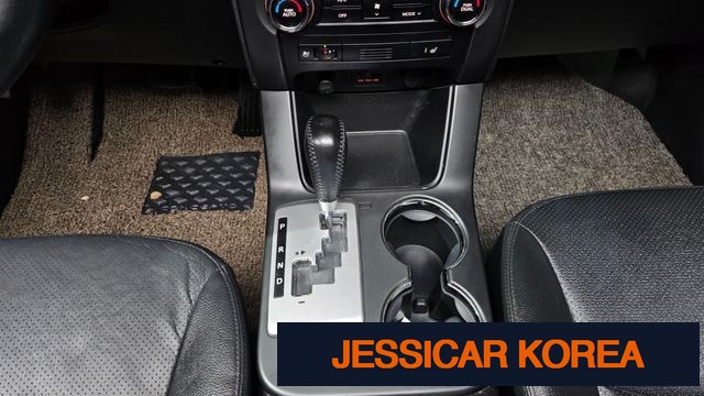 2011 Kia Sorento R - Thumbnail 10