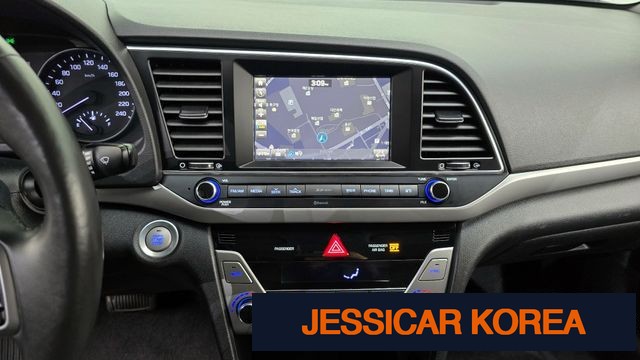 2016 Hyundai Avante AD - Thumbnail 13