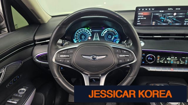 2022 Genesis Electrified GV70 - Thumbnail 15