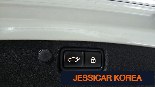 2020 Kia K7 Premier - Thumbnail 12