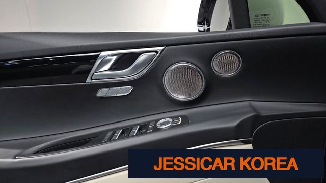 2021 Genesis GV80 - Thumbnail 2