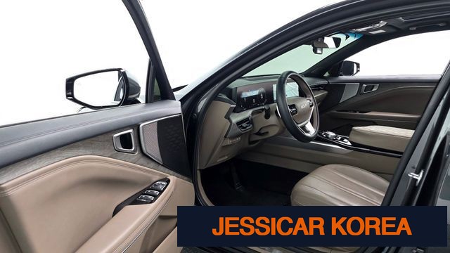 2022 Kia K8 Hybrid - Thumbnail 2