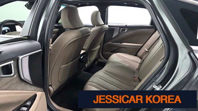 2022 Kia K8 Hybrid - Thumbnail 13