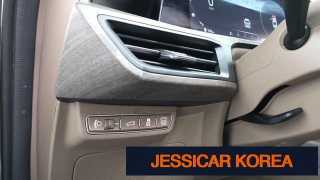2022 Kia K8 Hybrid - Thumbnail 15
