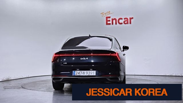 2023 Kia K8 - Thumbnail 3