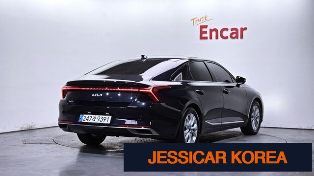 2023 Kia K8 - Thumbnail 15
