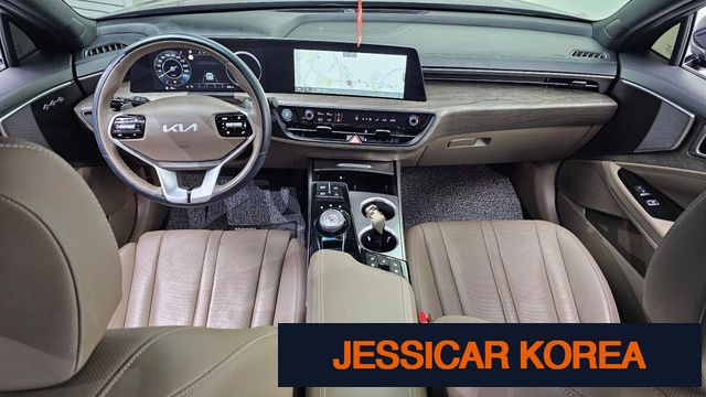 2023 Kia K8 - Thumbnail 17