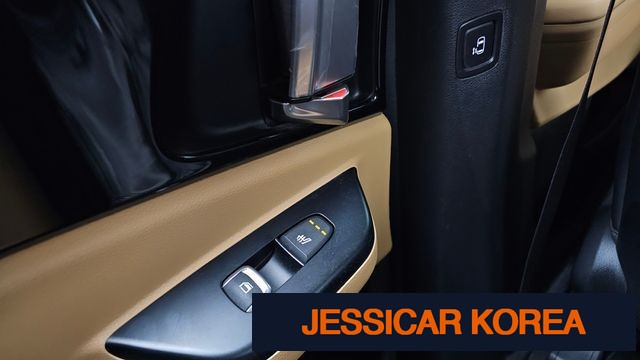 2021 Kia Carnival 4th Gen - Thumbnail 17