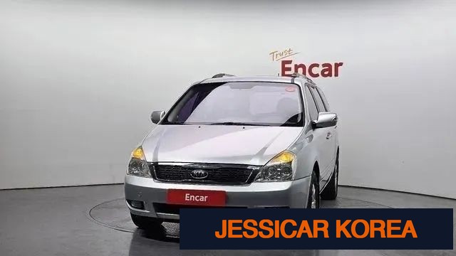 2012 Kia Carnival R - Thumbnail 2
