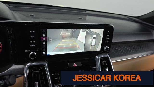 2023 Kia Sorento 4th Gen - Thumbnail 9
