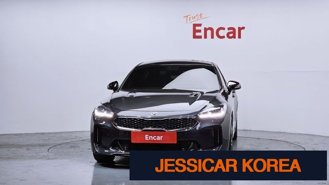 2018 Kia Stinger - Thumbnail 16