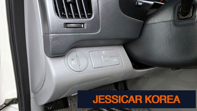 2015 Hyundai Grand Starex - Thumbnail 13