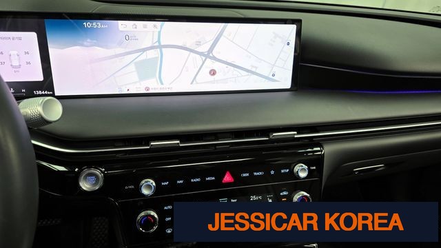 2025 Genesis G80 (RG3) - Thumbnail 11