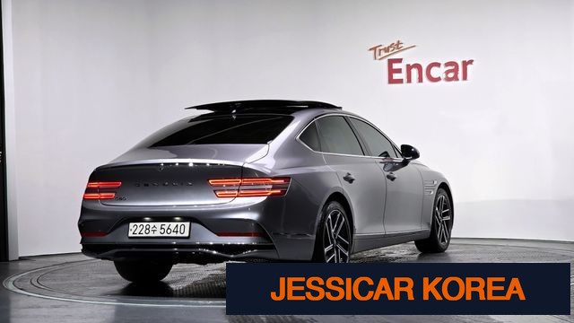 2025 Genesis G80 (RG3) - Thumbnail 13